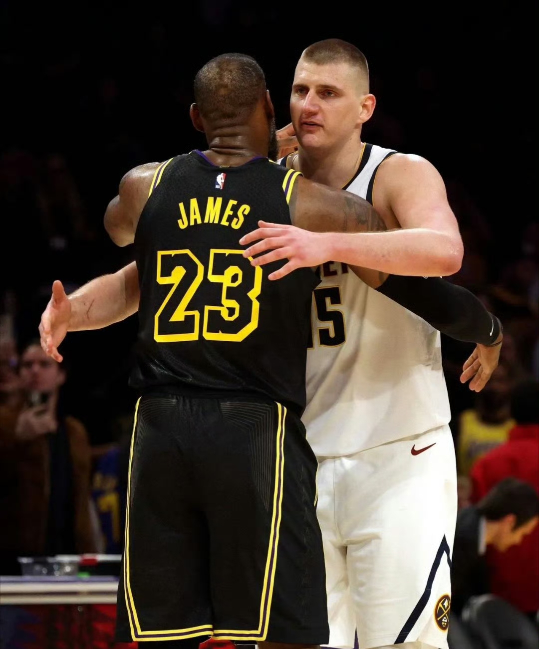 世俱杯官网-谁是最强MVP？詹姆斯、字母哥、霍乐迪三强争夺的简单介绍